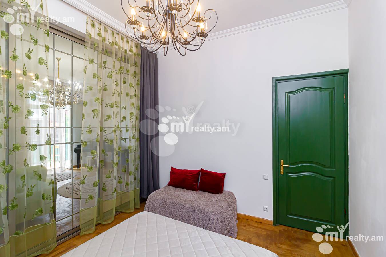 3 bedroom apartment for sale Pushkin St, Center Yerevan, 154932