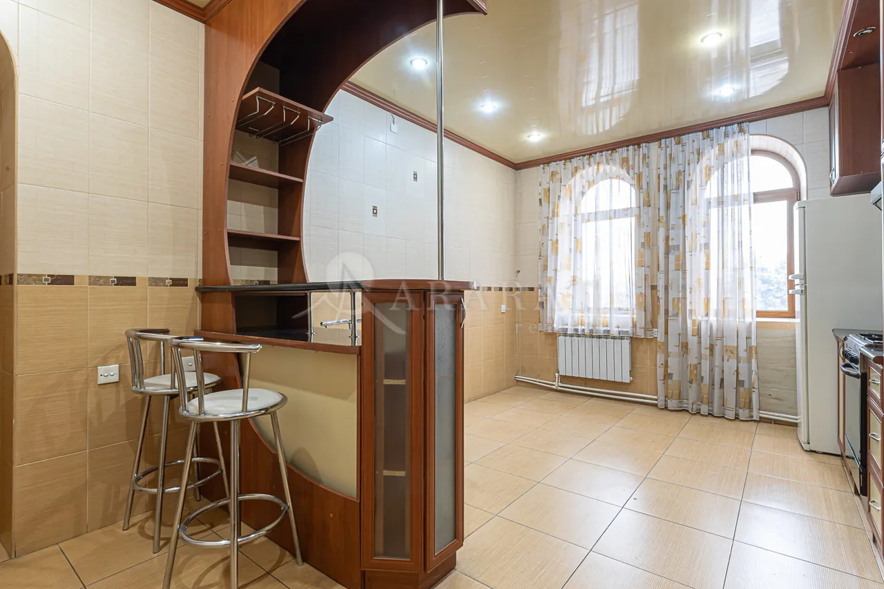 House for rent خیابان بابایان, عربگیر ایروان, 159257