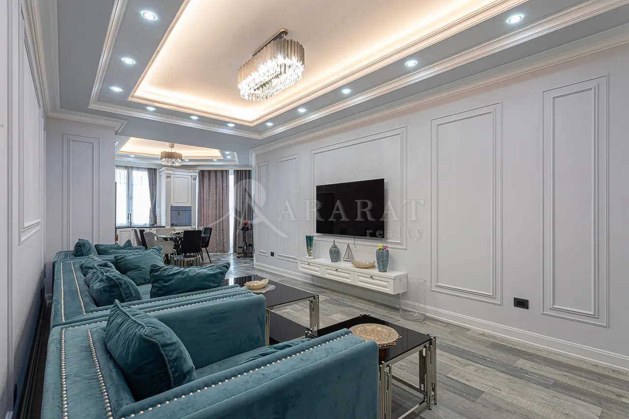 Снять 4 комнатную квартиру Арам ул, Центр Ереван, 159396