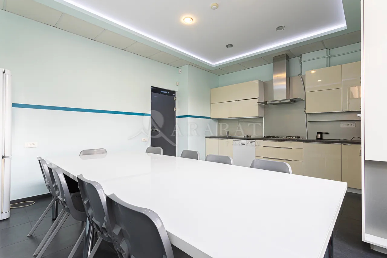 Commercial property for rent Azatutyan Ave, Arabkir Yerevan, 157758