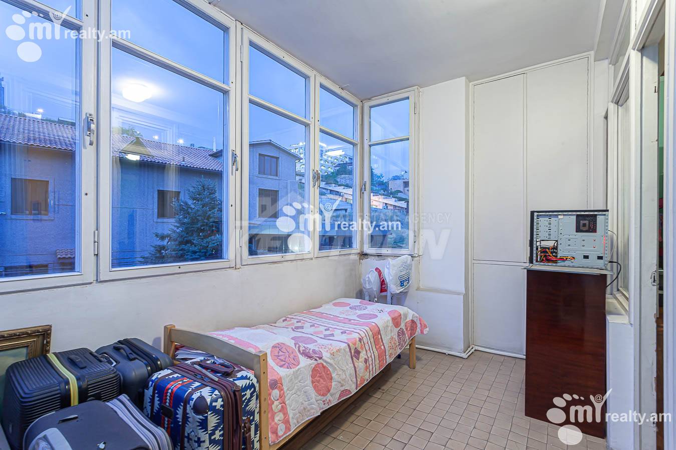 4 bedroom apartment for sale Zarobyan St, Center Yerevan, 154665