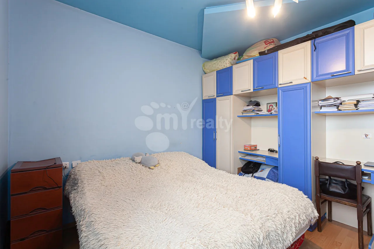 3 bedroom apartment for sale Orbeli Yeghbayrner   St, Arabkir Yerevan, 160353