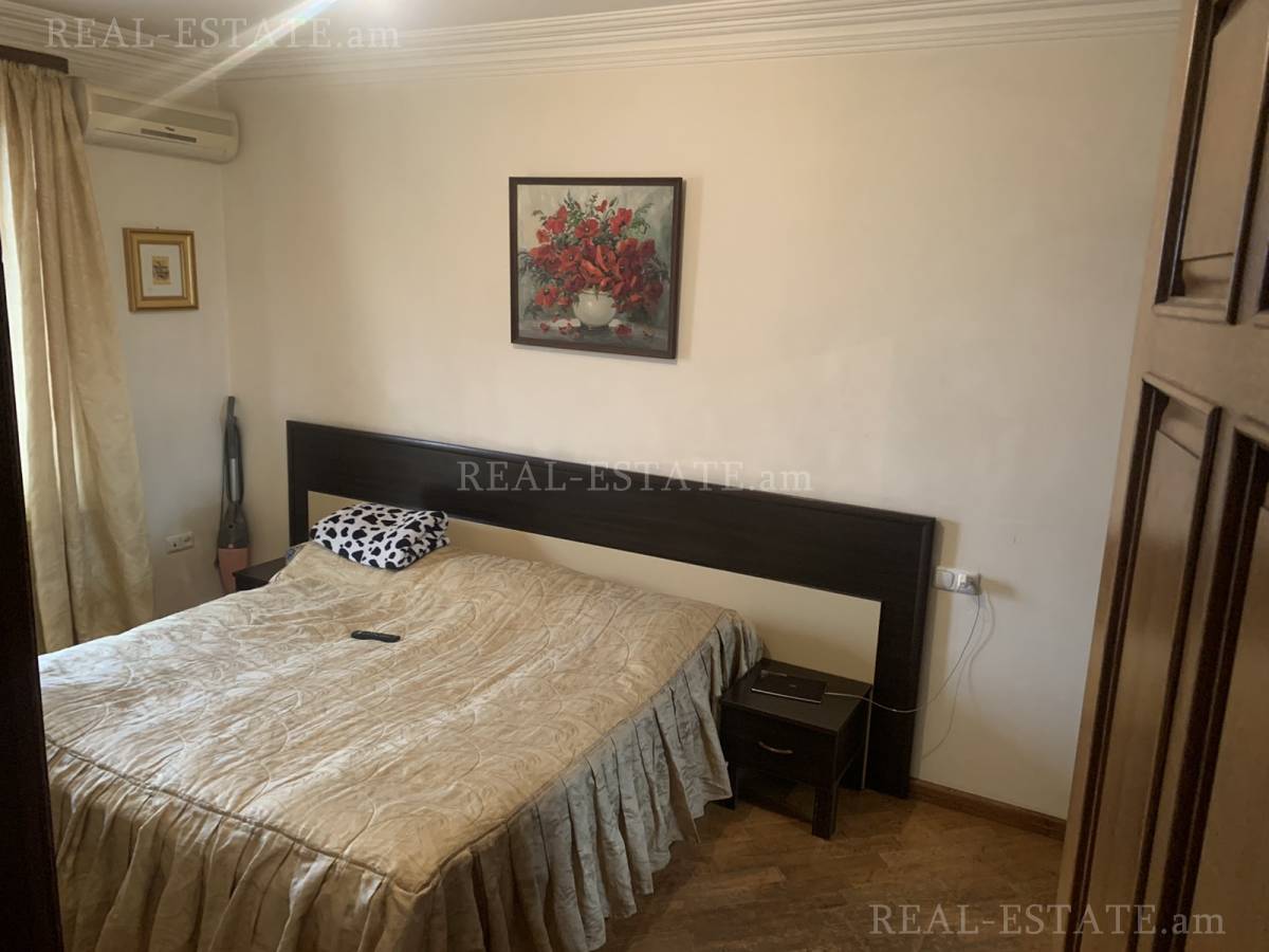 Купить 4 комнатную квартиру Гулакян ул, Арабкир Ереван, 133258