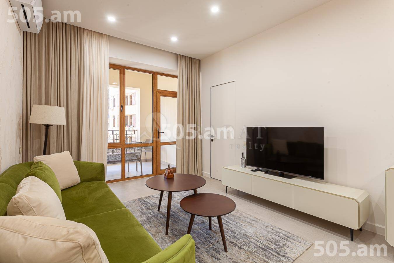 3 bedroom apartment for sale Yekmalyan St, Center Yerevan, 154947