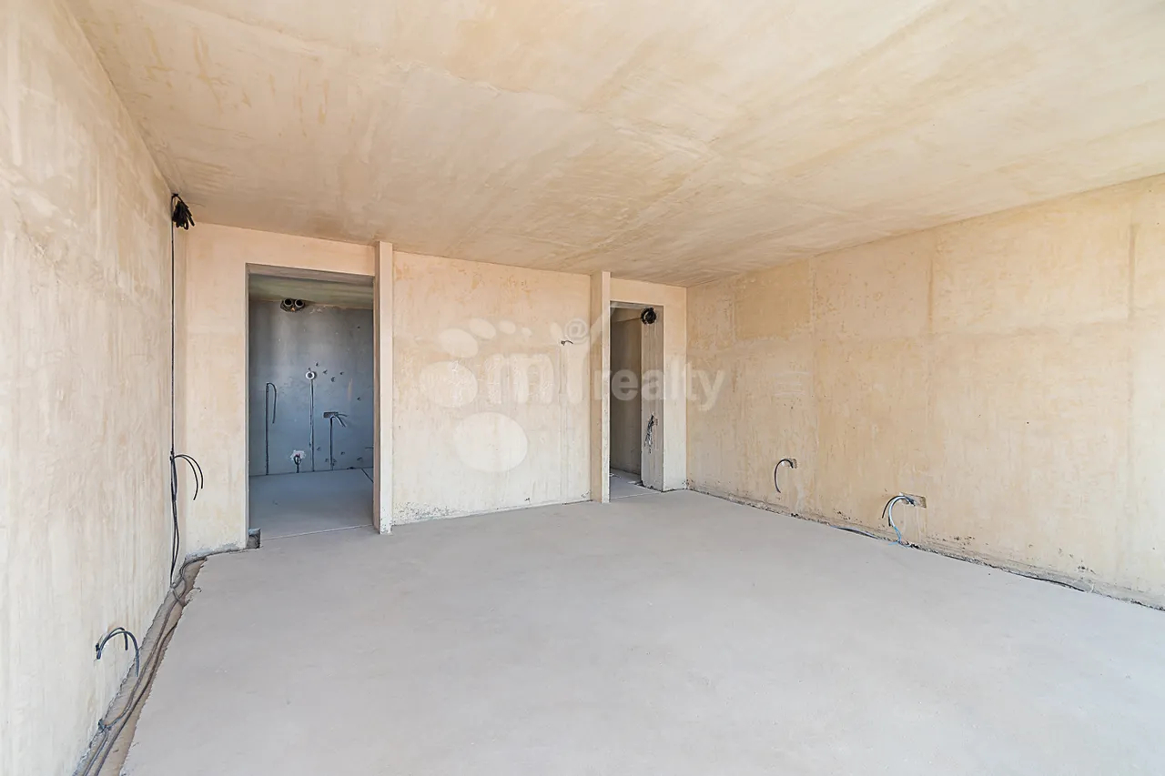 5 bedroom apartment for sale انتاراین، خیابان گ.گاسپاریان, مرکز شهر ایروان, 161501