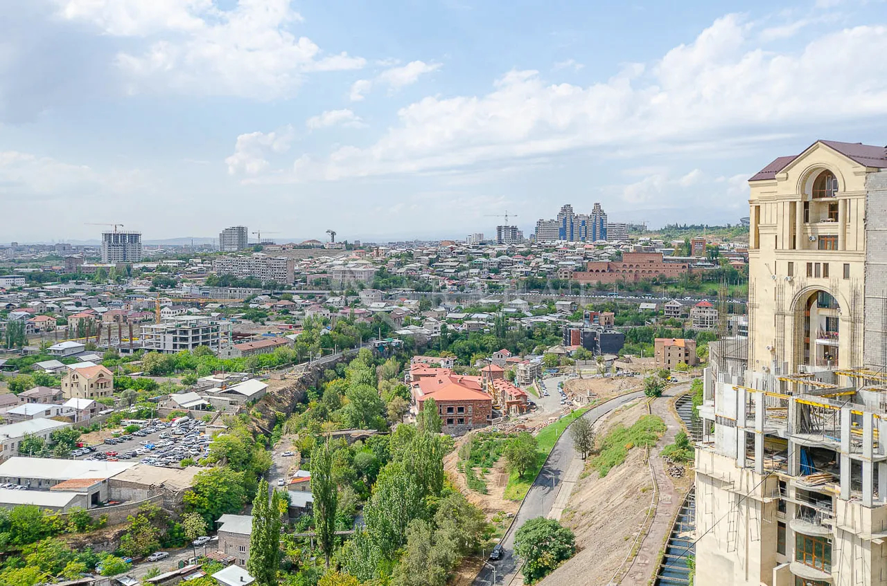 3 bedroom apartment for sale Argishti St, Center Yerevan, 157866