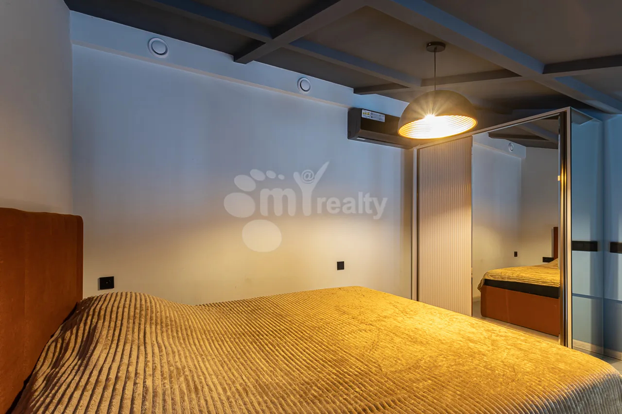 4 bedroom apartment for sale Koghbatsi St, Center Yerevan, 159428