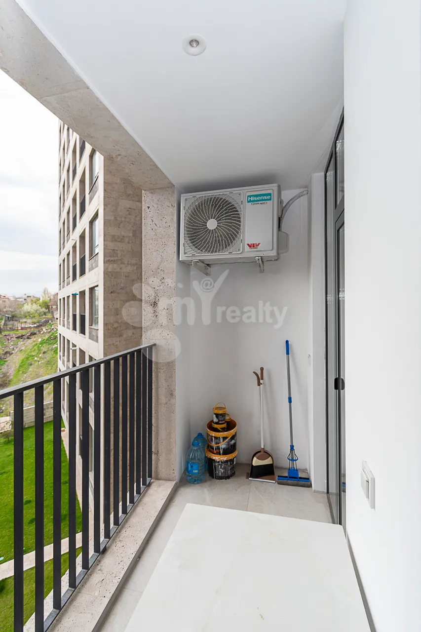 Купить 4 комнатную квартиру Хапанцян ул, Арабкир Ереван, 160276