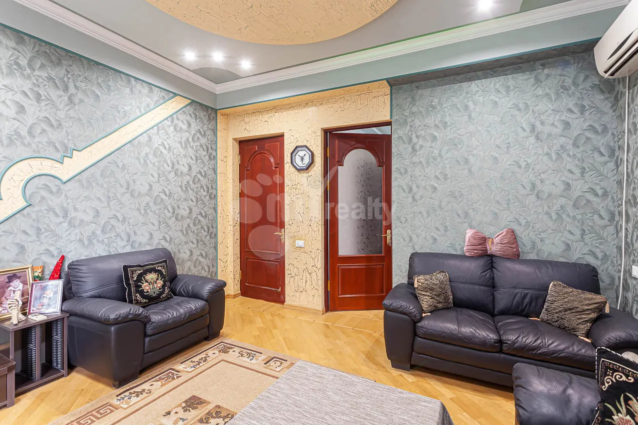 House for sale Pirumyans  St, Davtashen Yerevan, 157263