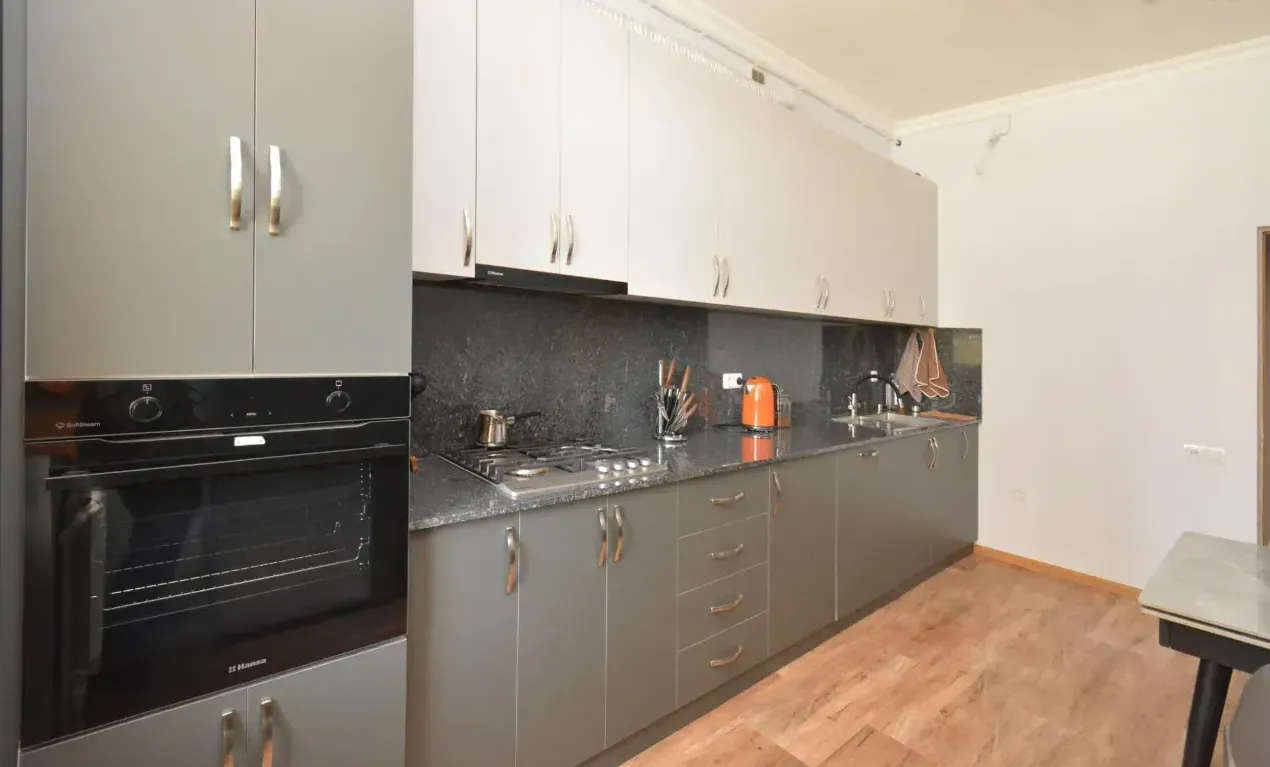 4 bedroom apartment for sale M․ Melqonyan str, Malatsia-Sébastia Yerevan, 161576