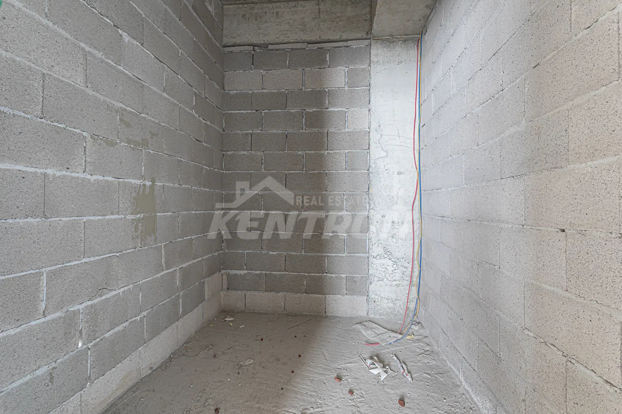 3 bedroom apartment for sale Antarayin St, Center Yerevan, 157847