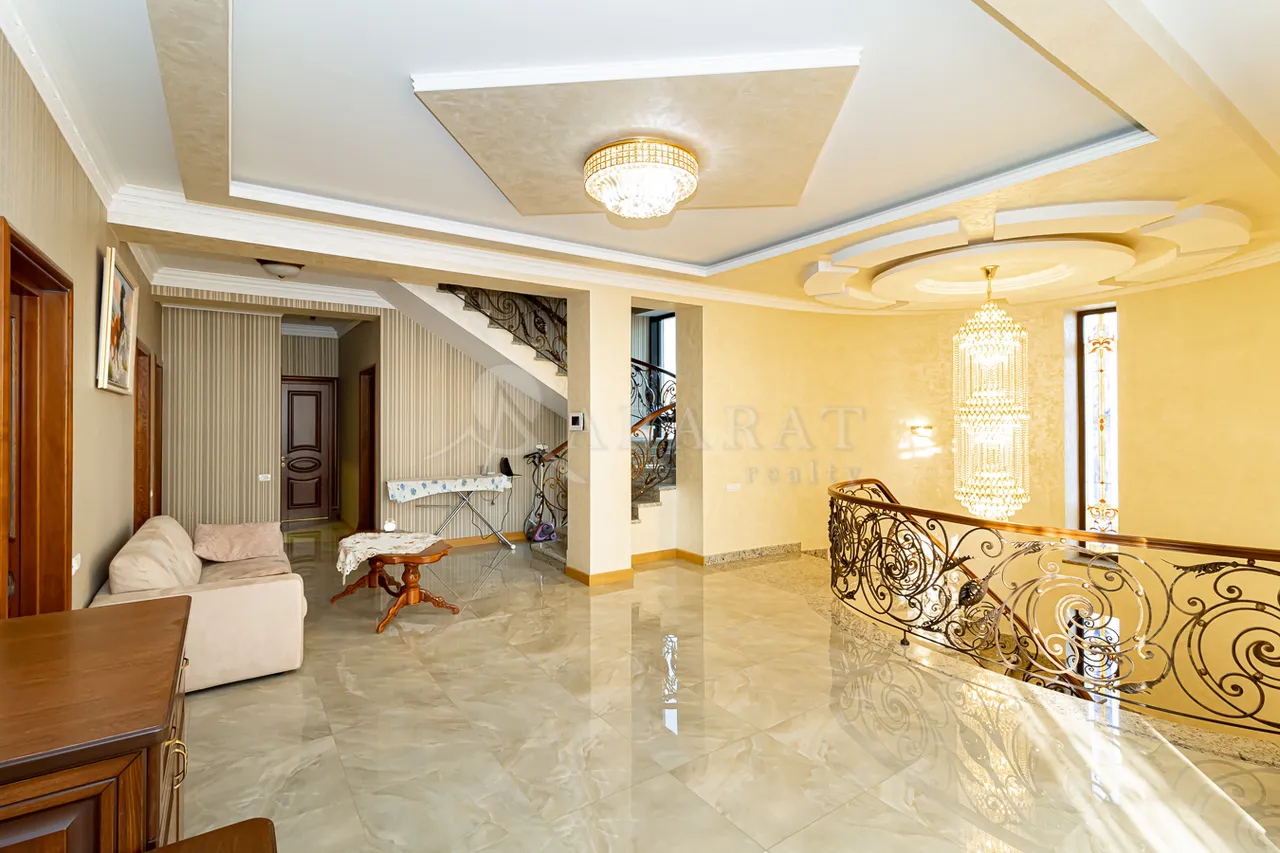 Առանձնատուն  Գ 1 թաղ., Աջափնյակ Երևան, 159067