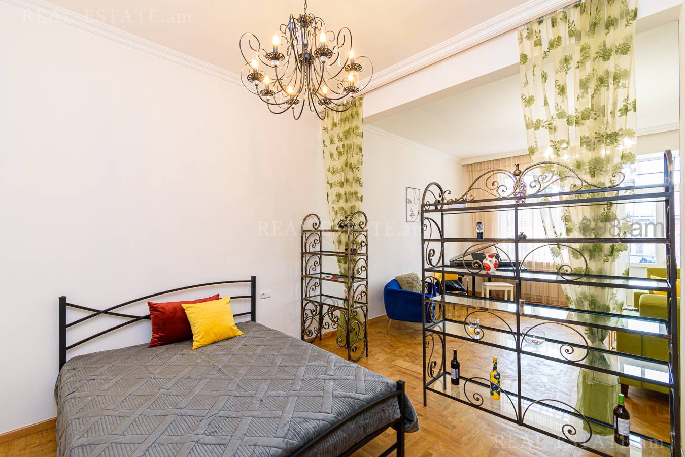 3 սենյականոց բնակարան  Պուշկինի փող, Կենտրոն Երևան, 128781