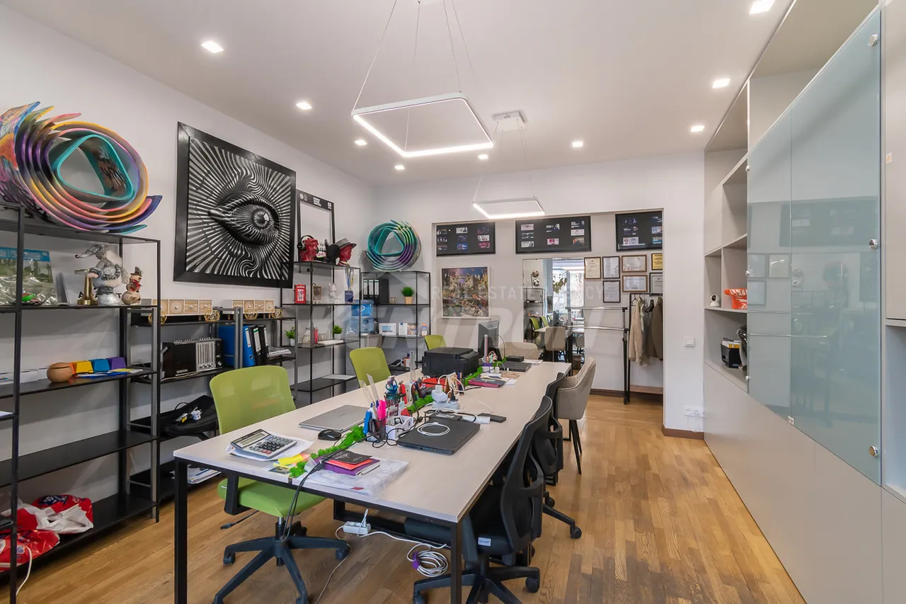 3 bedroom apartment for sale Tamanyan St, Center Yerevan, 158802