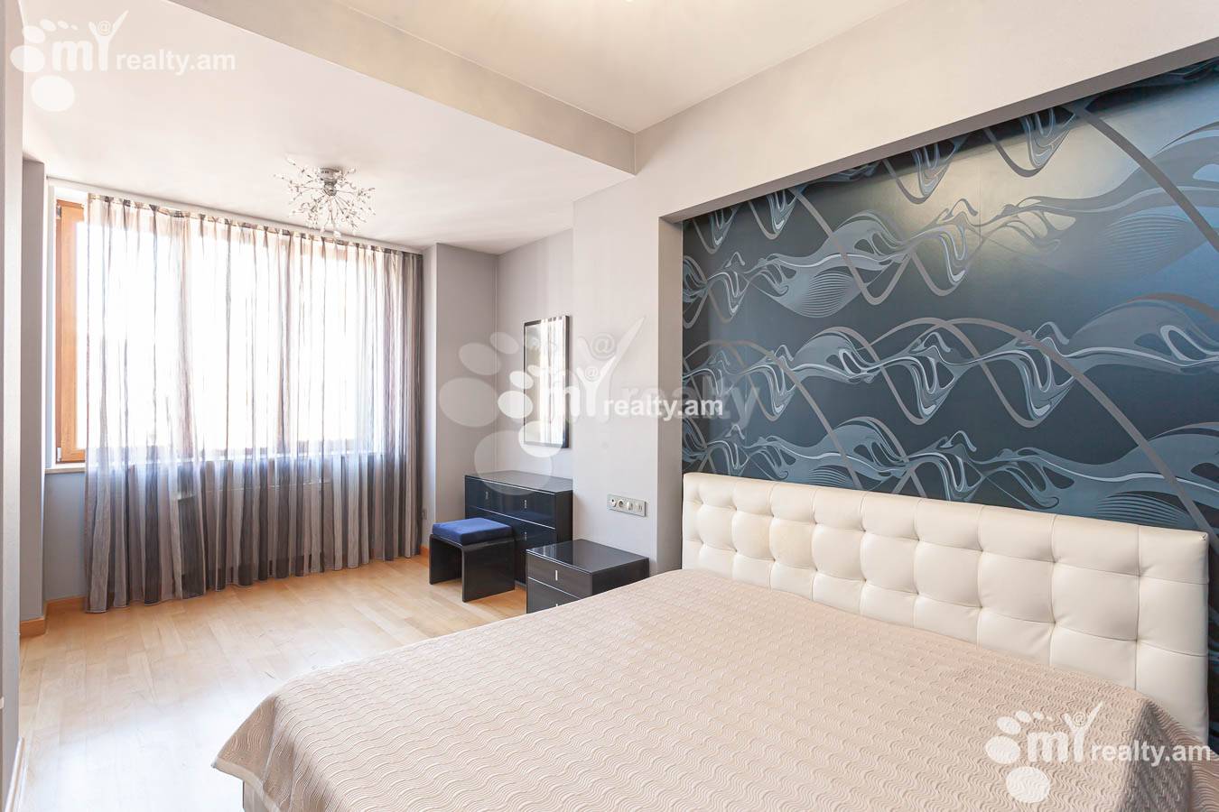 Купить 3 комнатную квартиру Северный пр, Центр Ереван, 152936