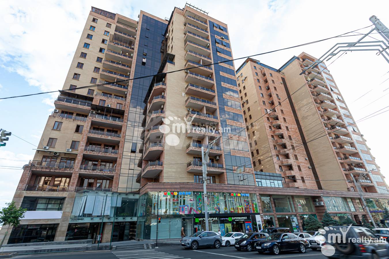 Купить 3 комнатную квартиру Саят-Нова пр, Центр Ереван, 155778