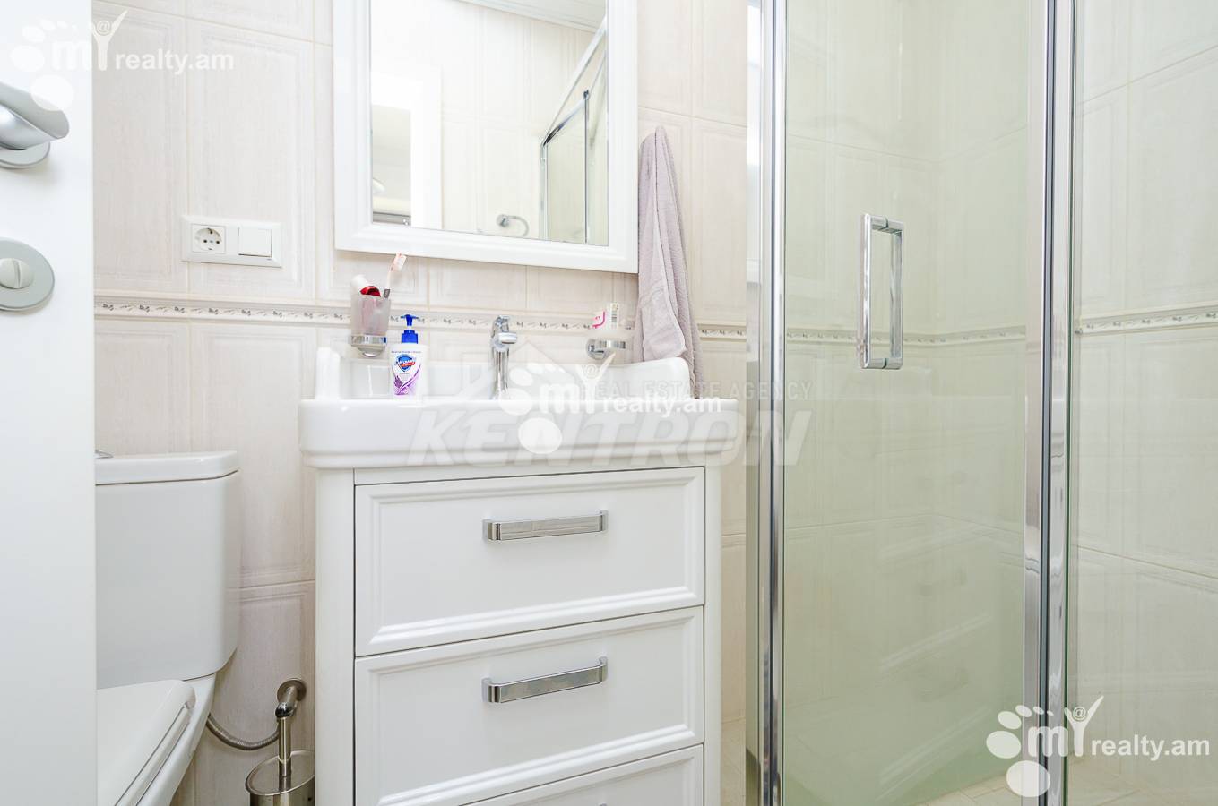 4 bedroom apartment for sale Buzand St, Center Yerevan, 145170