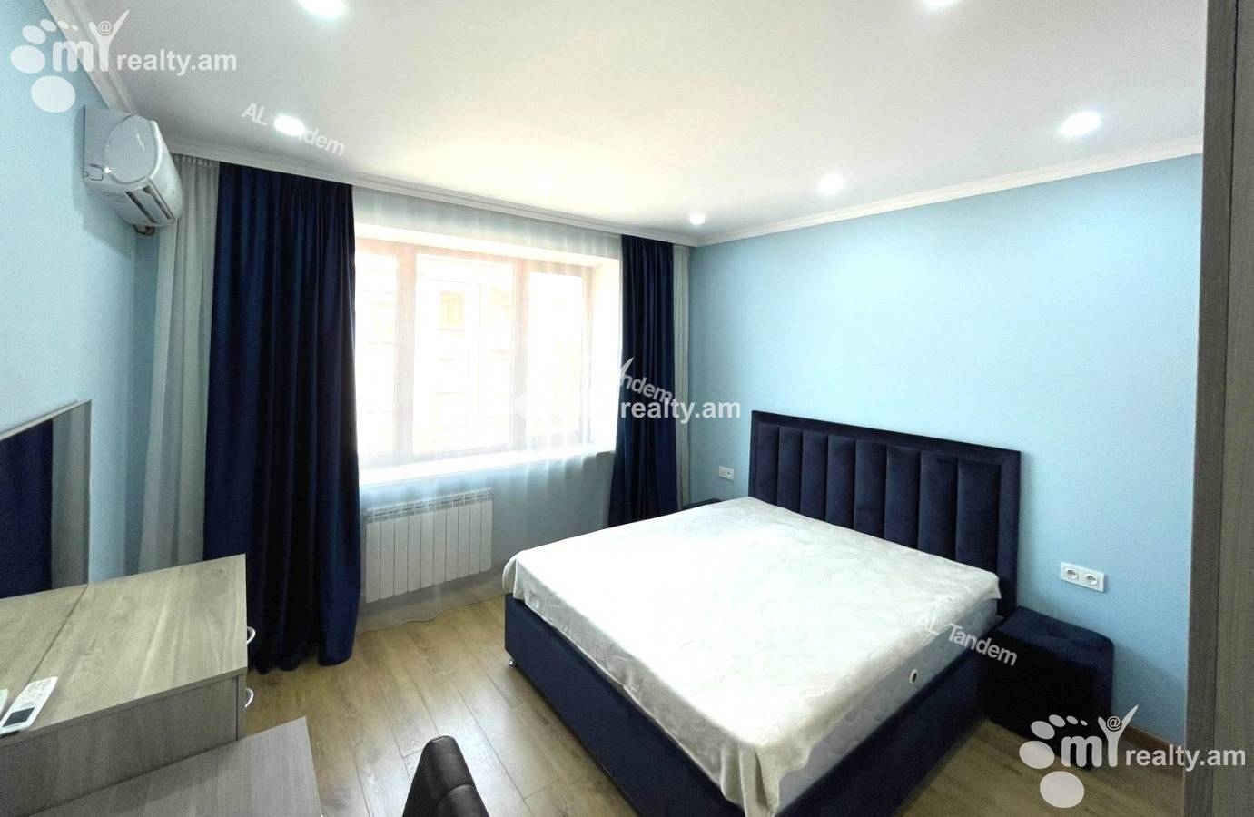 Купить 3 комнатную квартиру Анрапетутян ул, Центр Ереван, 156569