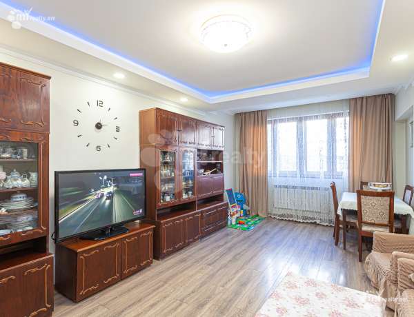 kupit-kvartiru/3-komnatnaya/M.Khorenatsi+St/Center/Yerevan