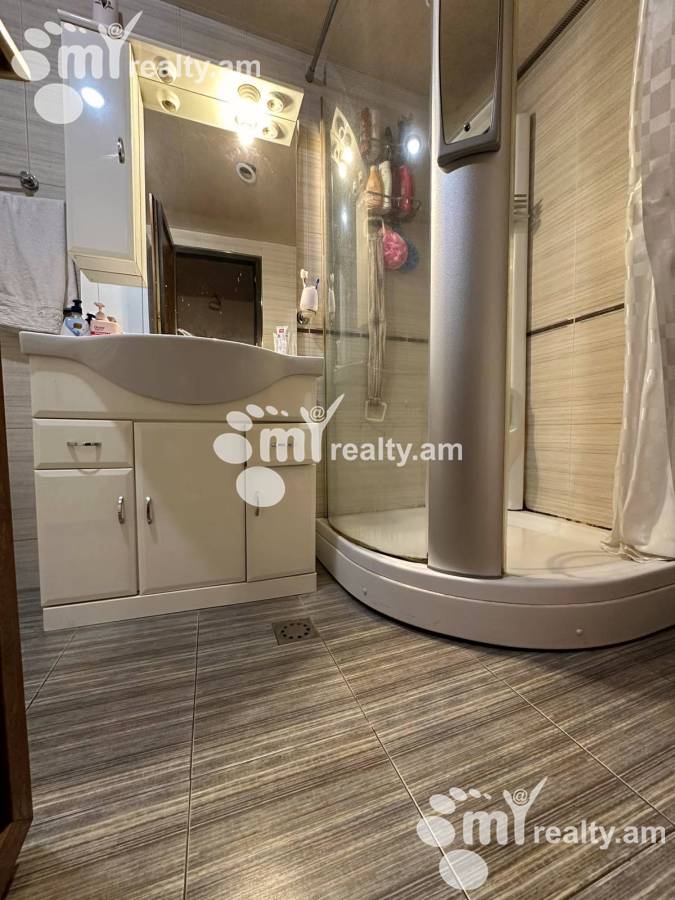 3 bedroom apartment for sale خیابان هر. کوچار, عربگیر ایروان, 159705