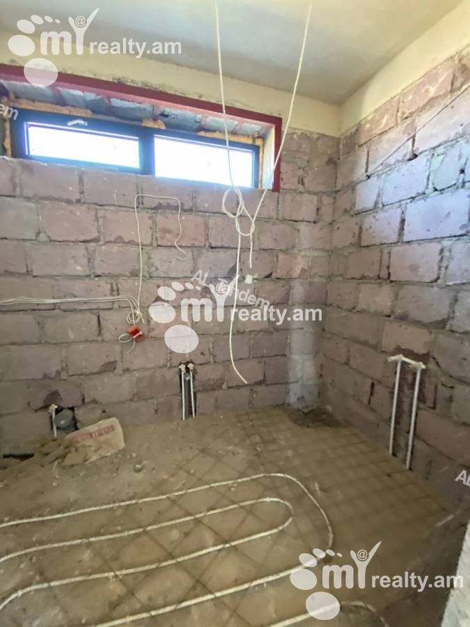 Առանձնատուն  Ձորաղբյուր գյուղ, Ձորաղբյուր Կոտայք, 146139