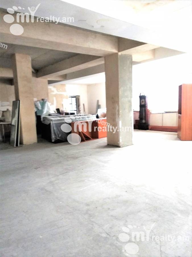Commercial for sale خیابان کومیتاس, عربگیر ایروان, 143201
