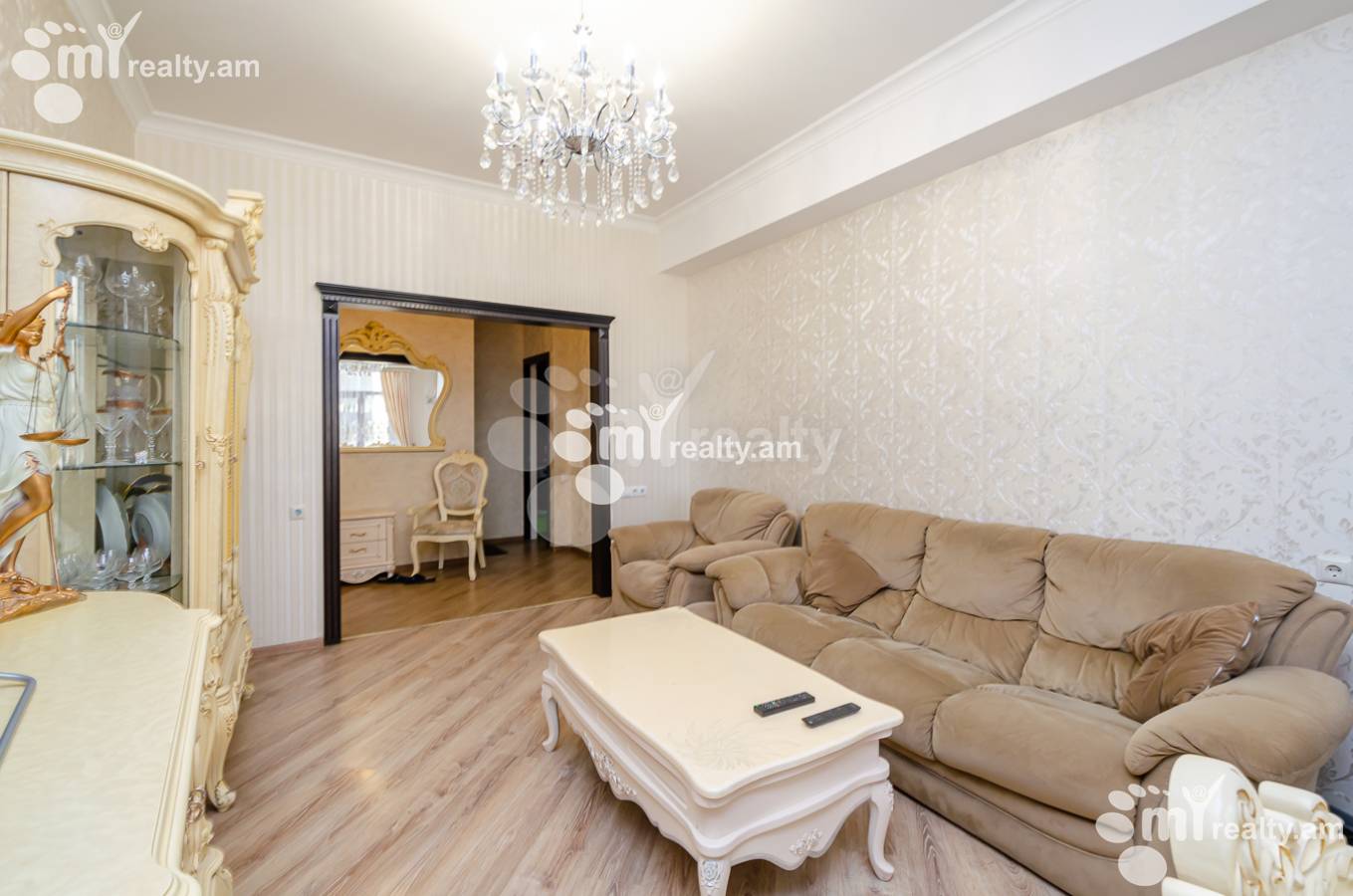 3 սենյականոց բնակարան  Կոմիտասի պող, Արաբկիր Երևան, 154211