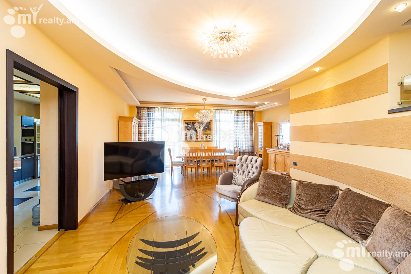 5 bedroom apartment for sale Teryan St, Center Yerevan, 139246
