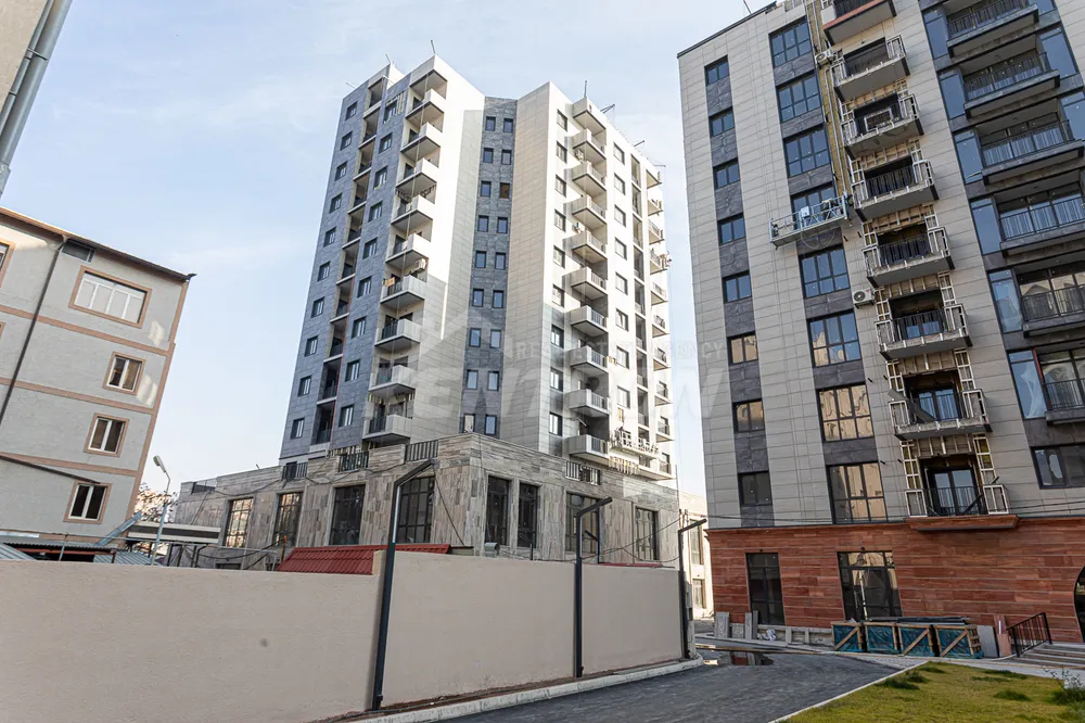 norakaruyc-bnakaran/2-senyakanoc/Baghramyan+3+alley/Arabkir/Yerevan