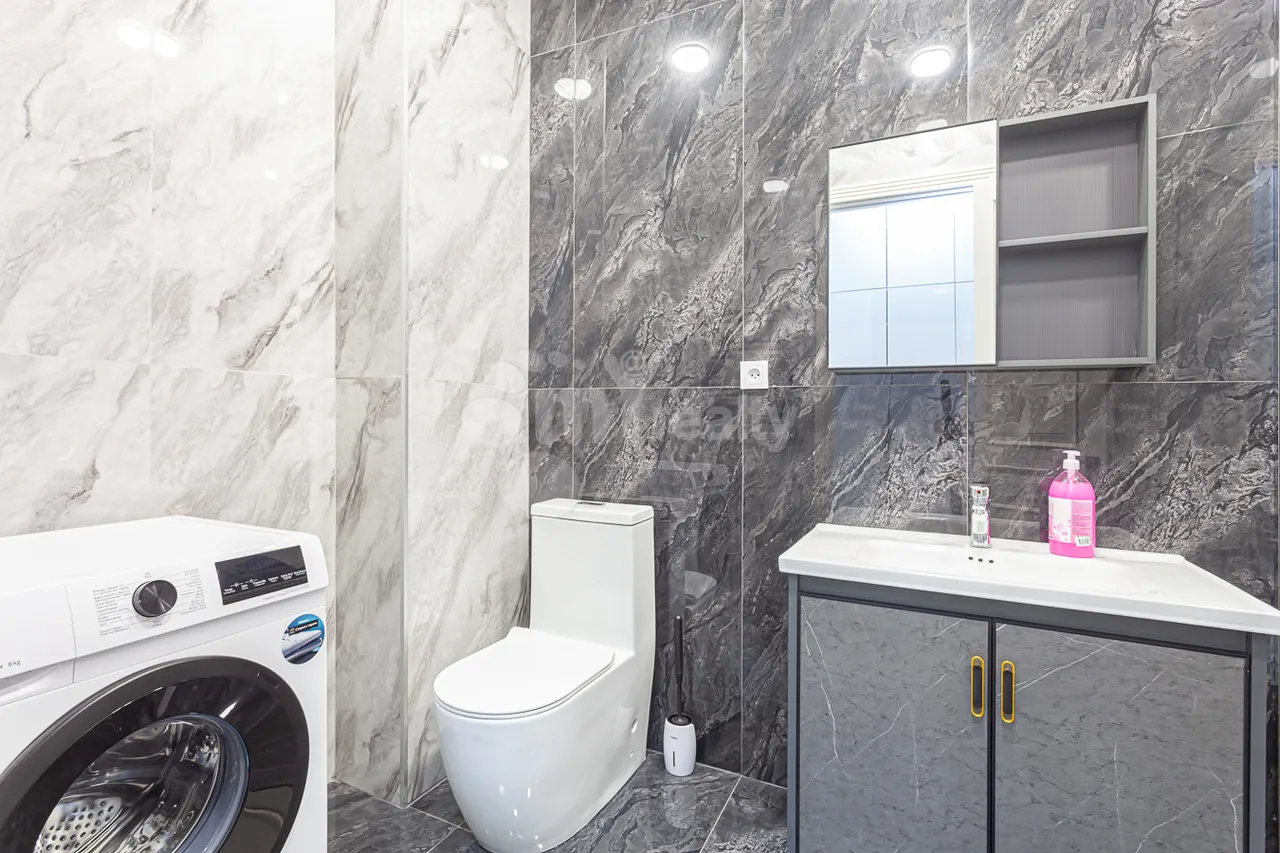 Купить 3 комнатную квартиру Аршакуняц пр, Шенгавит Ереван, 160136