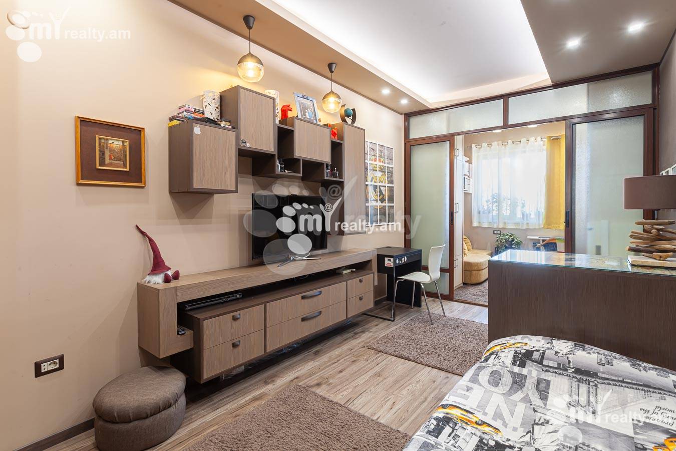 3 սենյականոց բնակարան  Դ. Դեմիրճյան փող, Կենտրոն Երևան, 154852