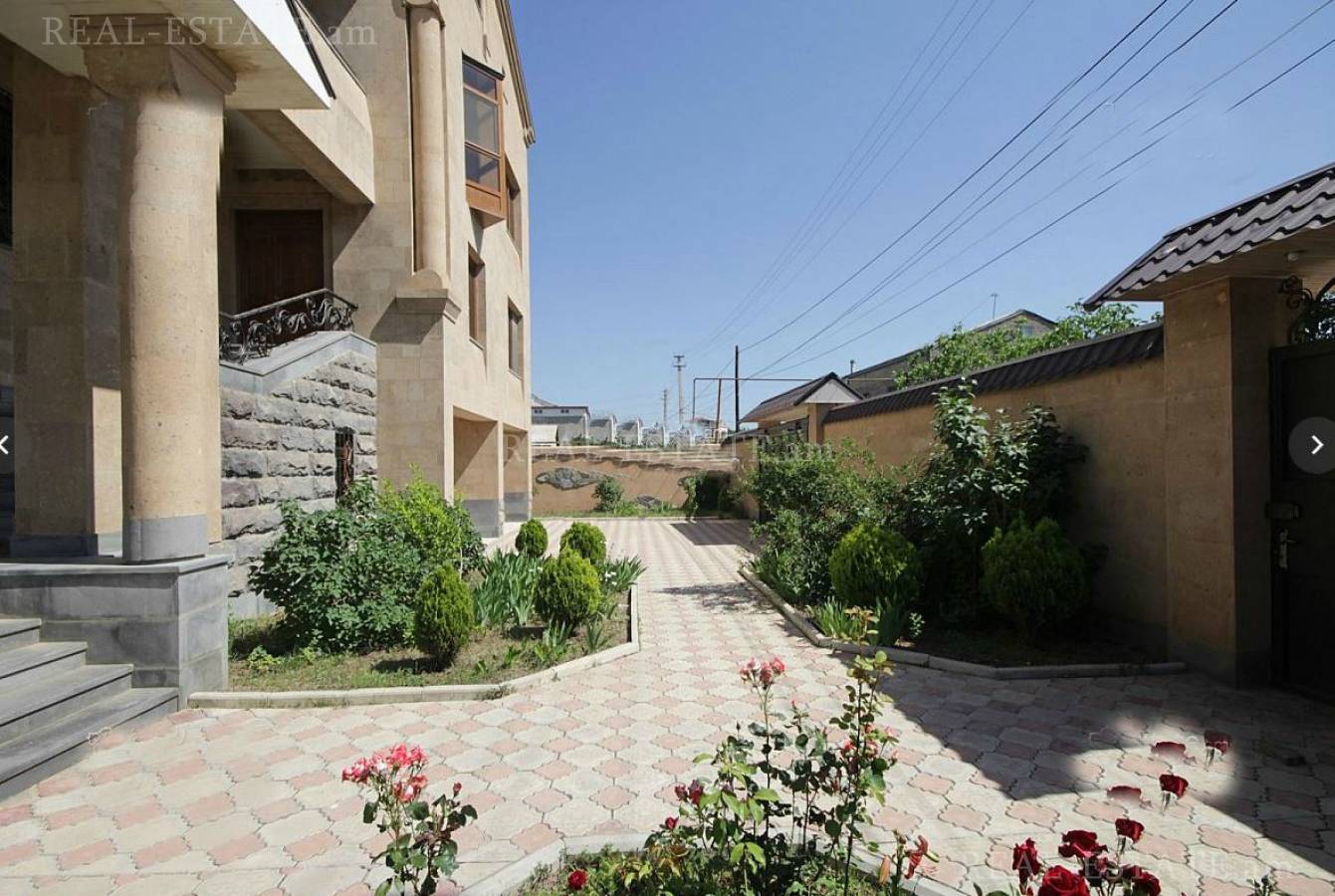 Առանձնատուն  Մայակ փ, Աբովյան Կոտայք, 121563