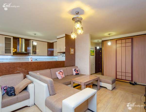 3-senyakanoc-bnakaran-vacharq-Yerevan-Arabkir