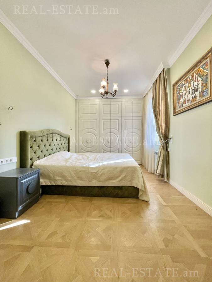 4 bedroom apartment for sale خیابان آرام, مرکز شهر ایروان, 112955