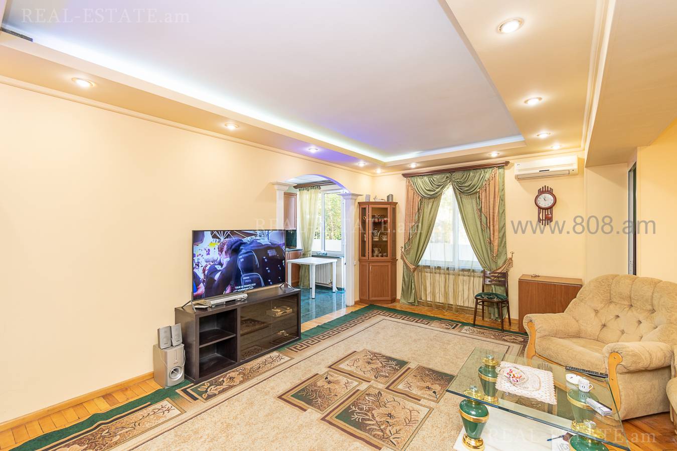 3 bedroom apartment for sale Mashtots Ave, Center Yerevan, 125544