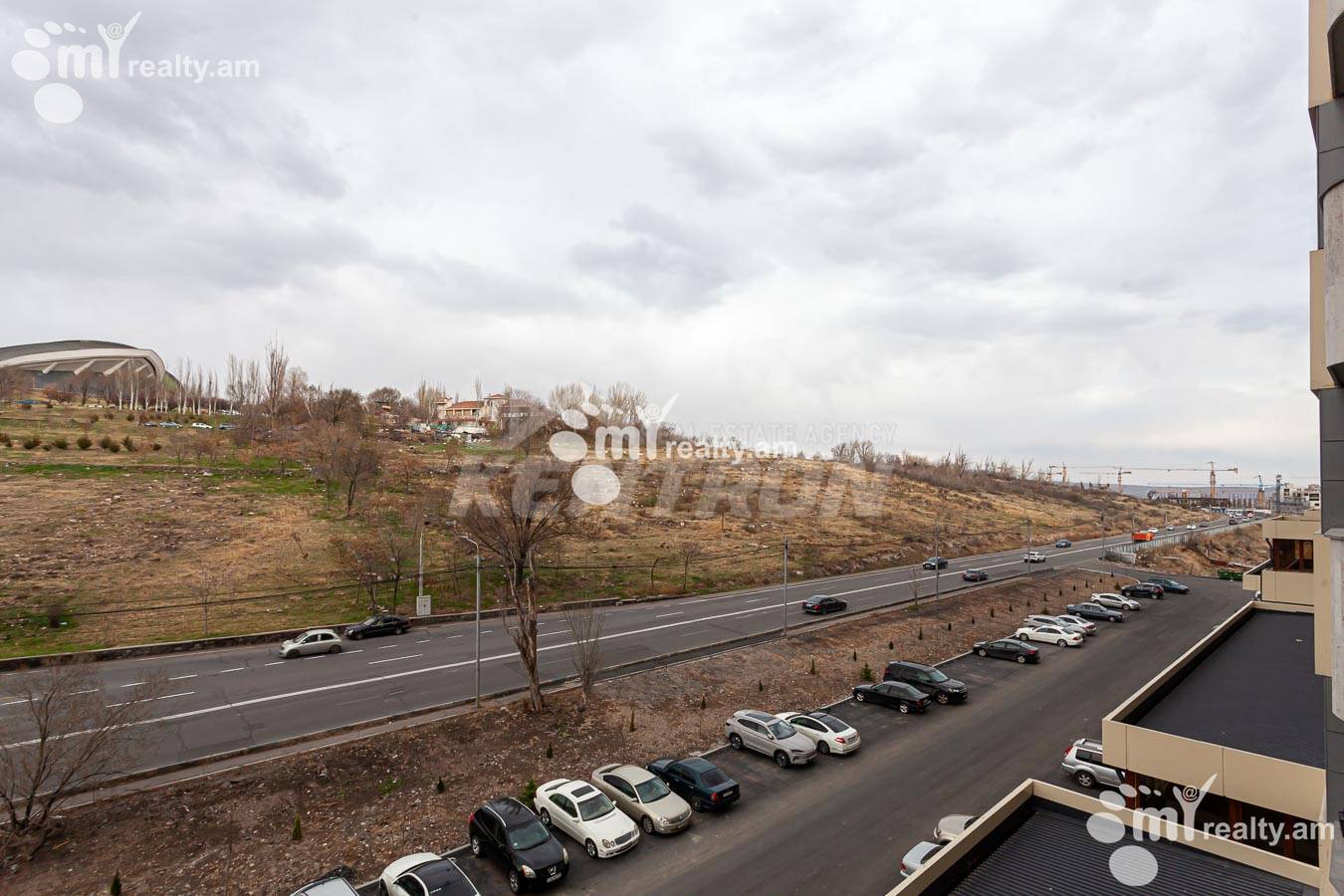 Купить 4 комнатную квартиру М․ Мелконян ул, Центр Ереван, 155072