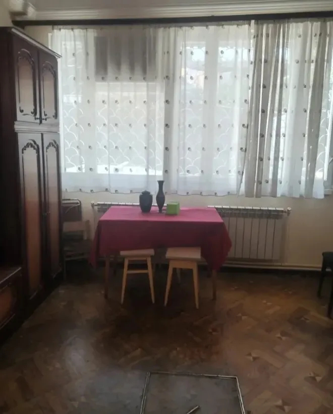 Купить 2 комнатную квартиру Паронян ул, Центр Ереван, 160779