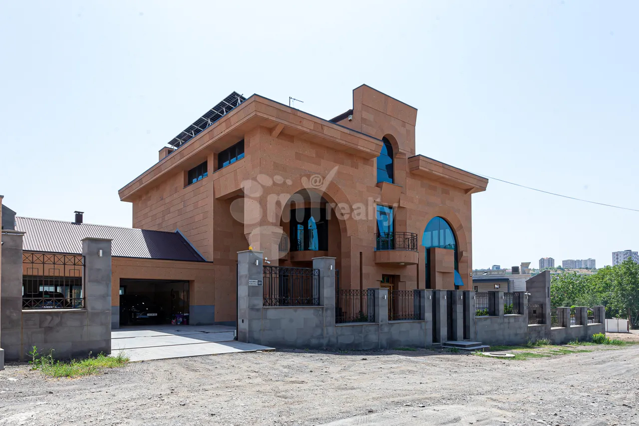 Առանձնատուն  Ալմա-աթայի փող, Ավան Երևան, 157391