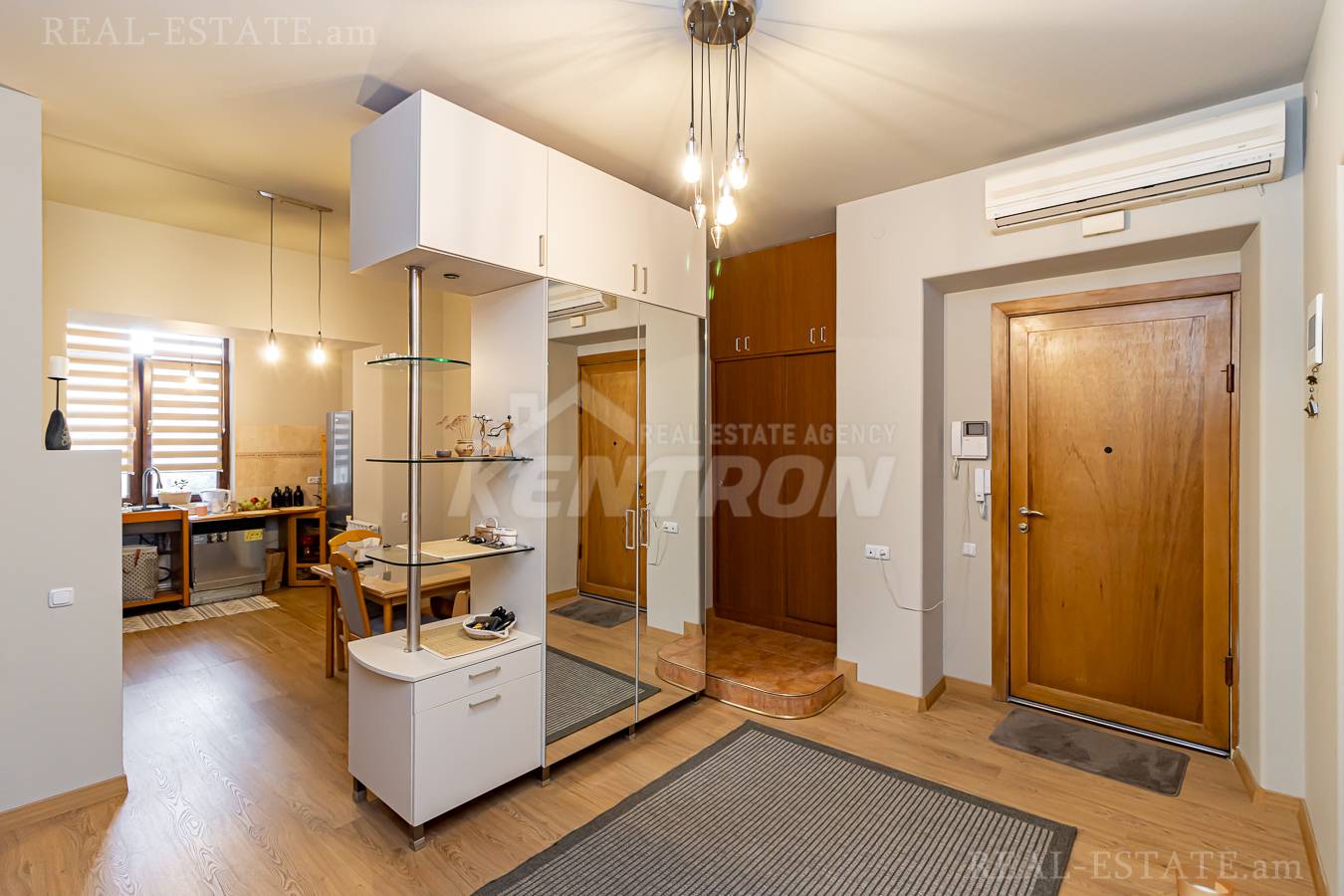 4 bedroom apartment for sale Buzand St, Center Yerevan, 149091