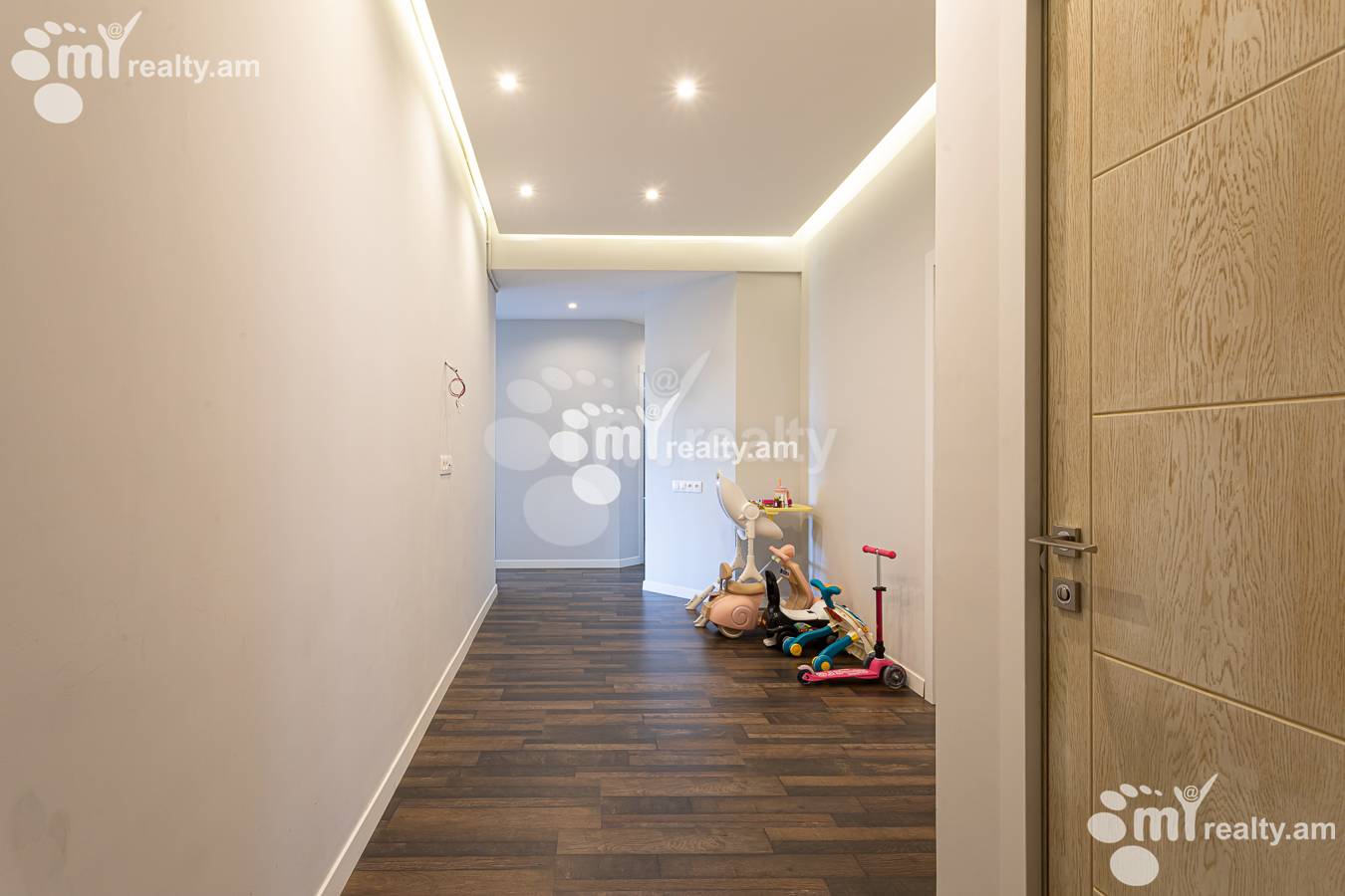 4 bedroom apartment for sale Kievyan St, Arabkir Yerevan, 156111