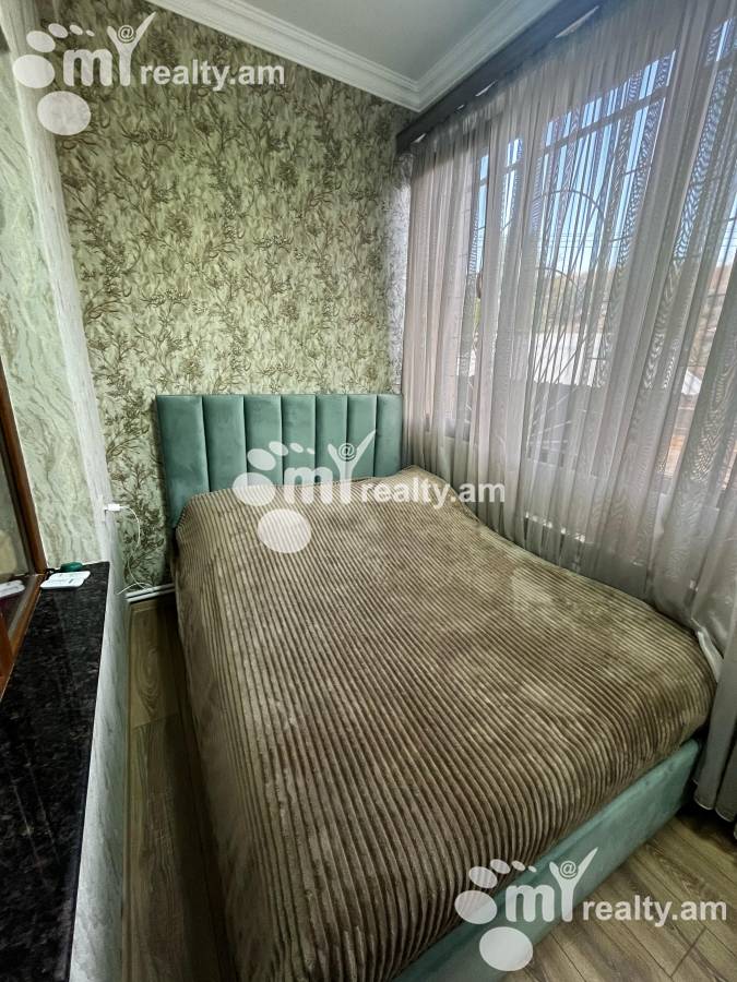 Купить 1 комнатную квартиру М. Меликян ул, Канакер-Зейтун Ереван, 152246