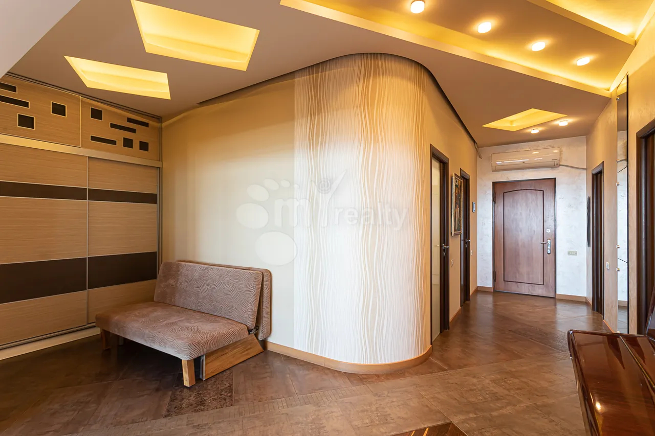 2 սենյականոց բնակարան վարձով Քեռու փող, Արաբկիր Երևան, 160082