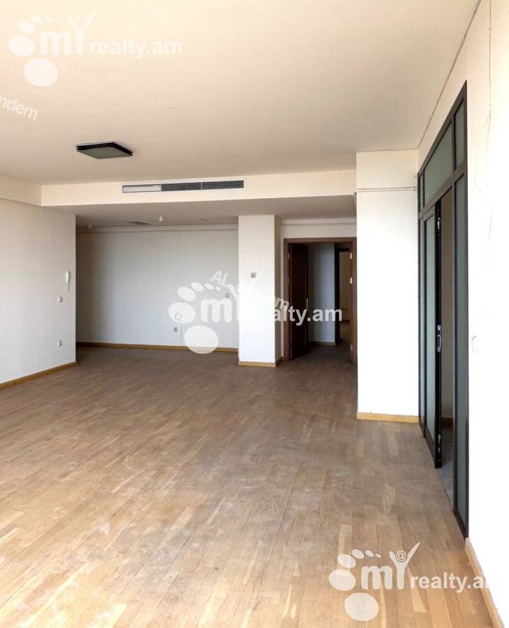 Commercial for rent خیابان آنتارایین, مرکز شهر ایروان, 155678