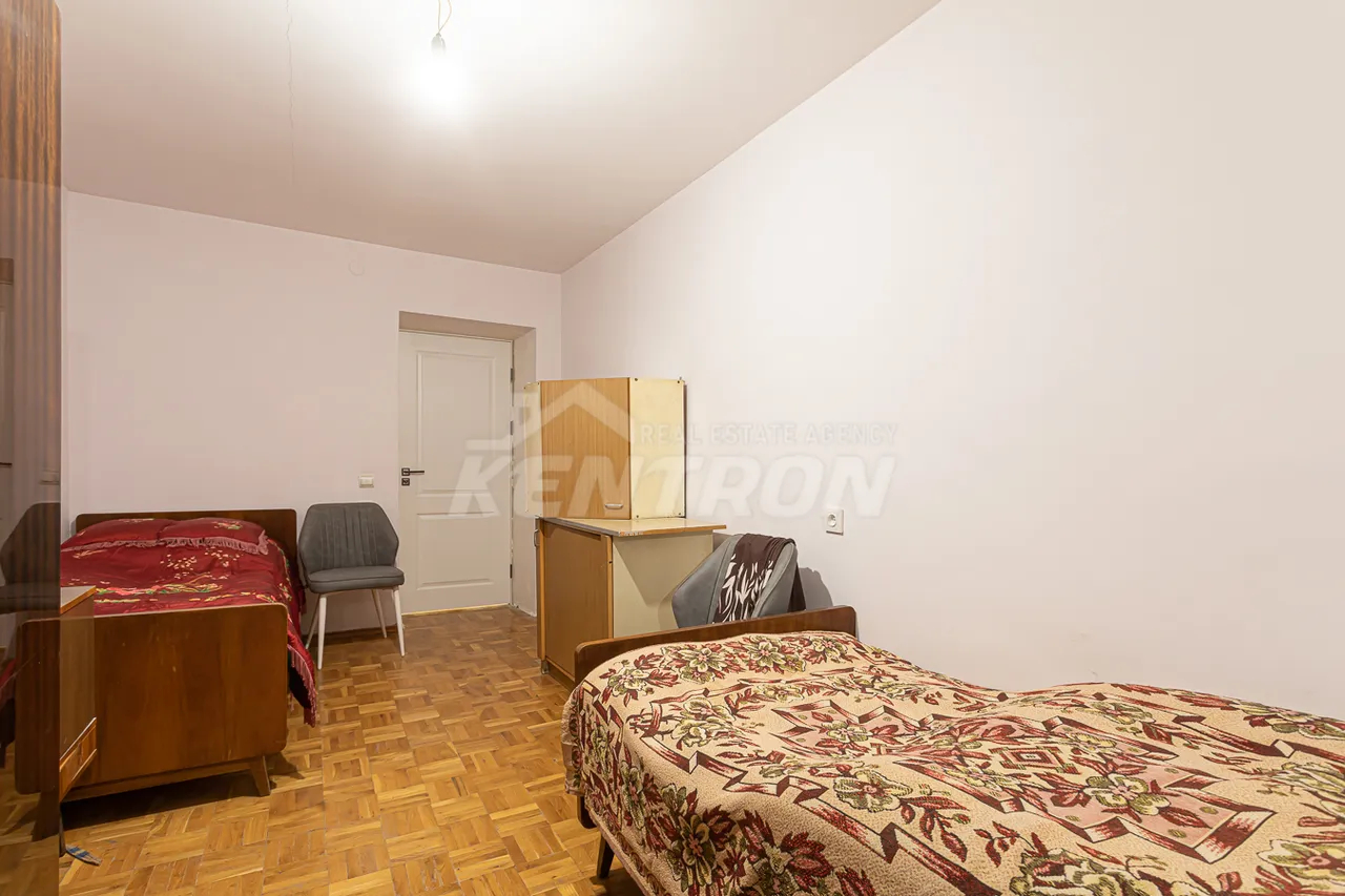 3 bedroom apartment for sale خیابان ماشتوتس, مرکز شهر ایروان, 157754