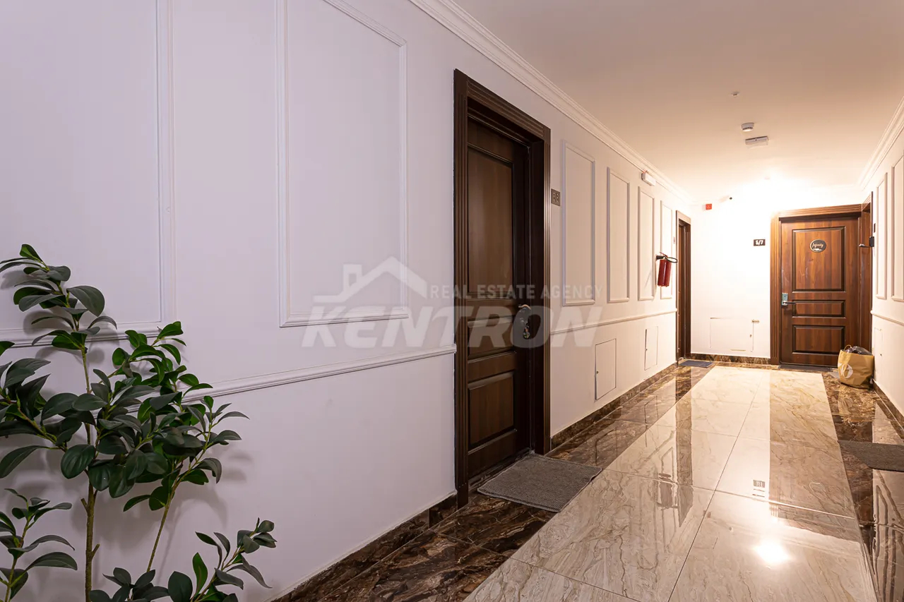 2 սենյականոց բնակարան վարձով Հանրապետության փող, Կենտրոն Երևան, 158039