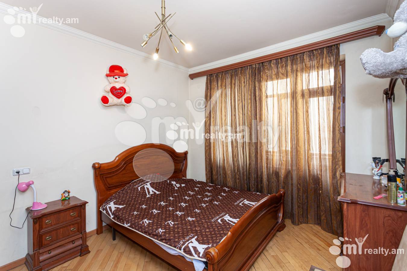 3 սենյականոց բնակարան  Արգիշտի փող, Կենտրոն Երևան, 134645