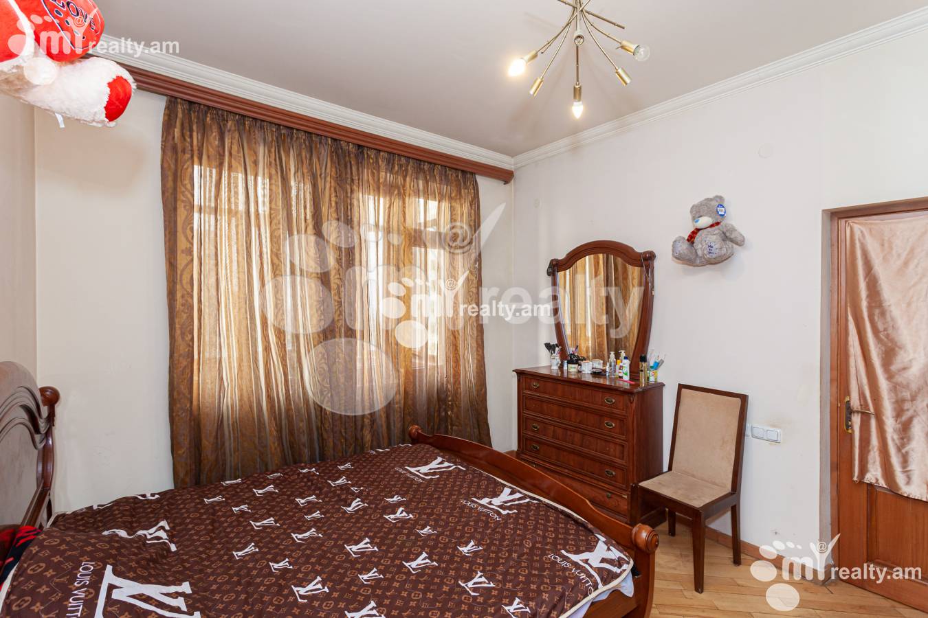 3 սենյականոց բնակարան  Արգիշտի փող, Կենտրոն Երևան, 134645