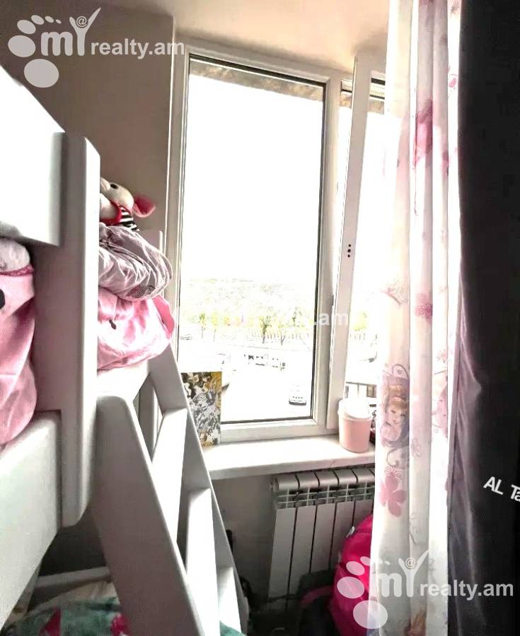 3 bedroom apartment for sale D. Demirchyan St, Center Yerevan, 157932