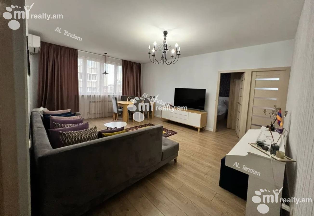 3 bedroom apartment for sale D. Demirchyan St, Center Yerevan, 157932