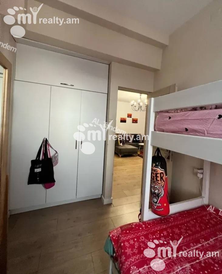 3 bedroom apartment for sale D. Demirchyan St, Center Yerevan, 157932